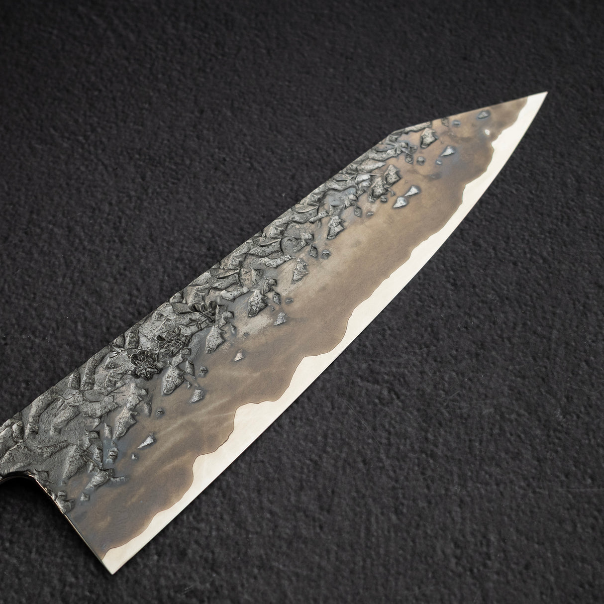 間中刃物鍛錬所 x Xinguo ATS34 切付牛刀 槌目鏡面霞仕上げ 240mm 鞘付き
