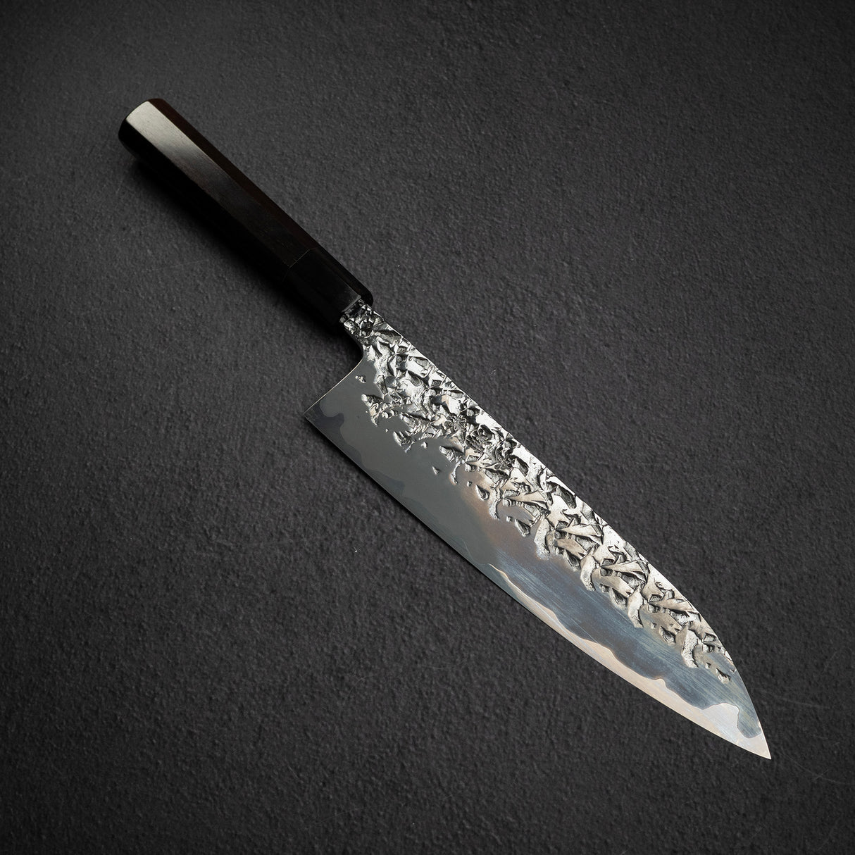 間中刃物鍛錬所 x Xinguo ATS34 牛刀 槌目鏡面霞仕上げ 240mm 鞘付き