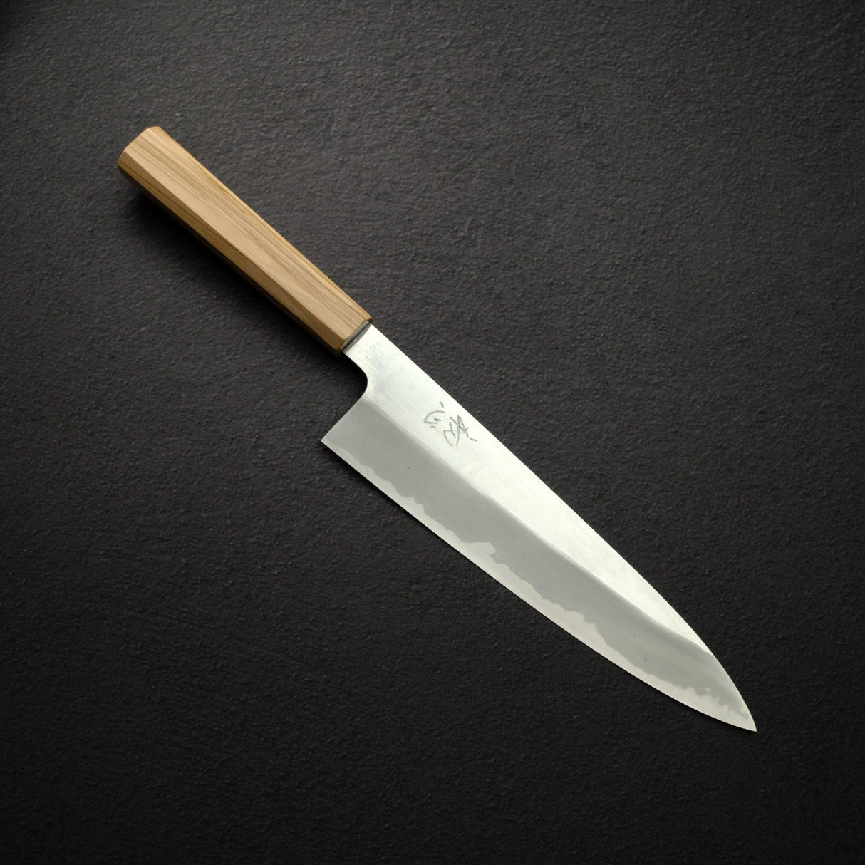 初心 木漏れ日 青二鋼 本霞 牛刀 210mm 口金付き