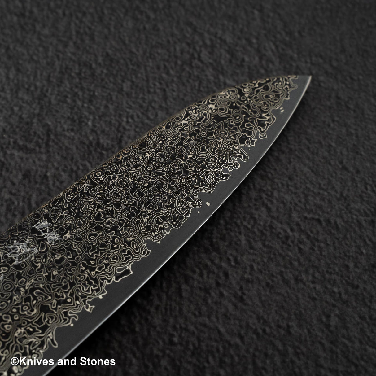 初心 細氷 SG2 黒染め ブラックダマスカス 三徳 180mm