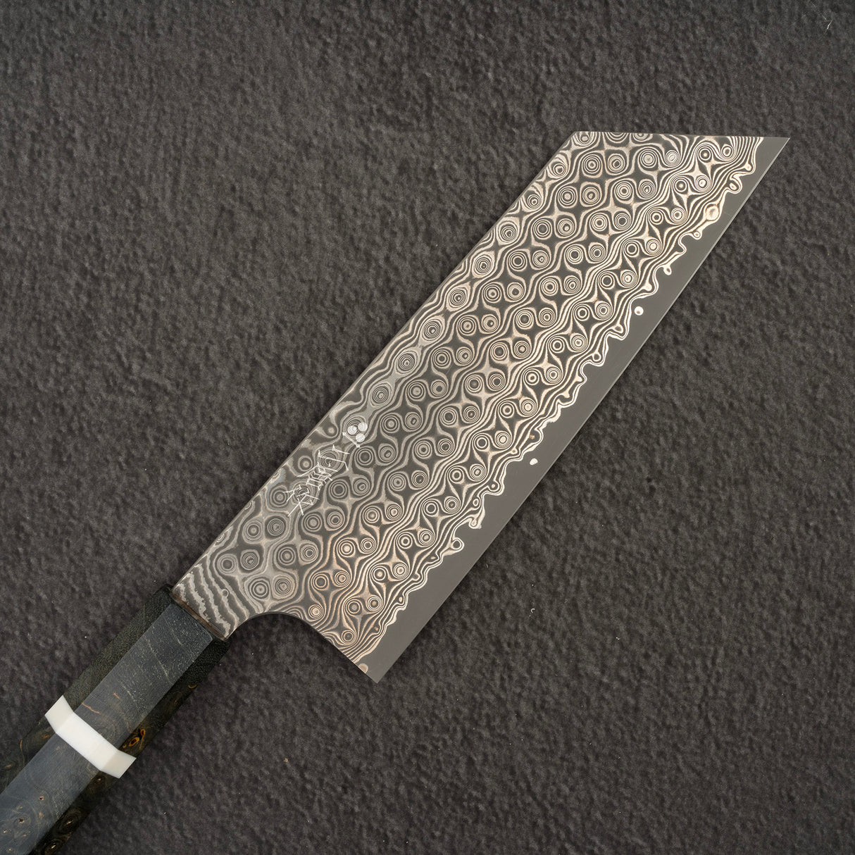二唐刃物鍛造所 暗紋 SG2 ダマスカス 菜切 180mm バーチ柄