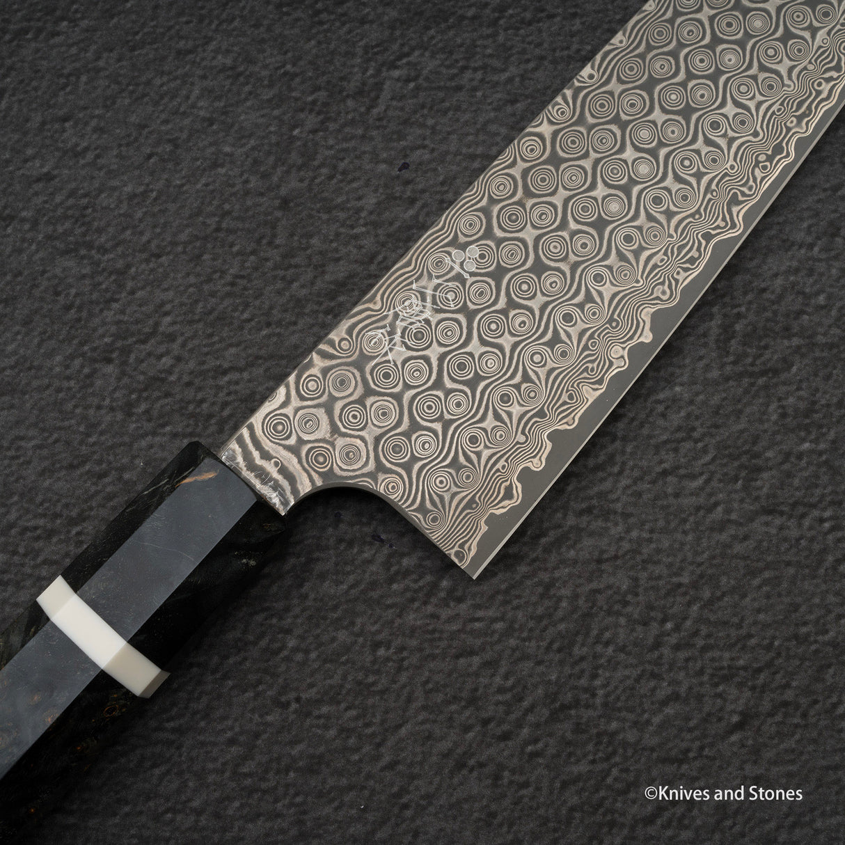 二唐刃物鍛造所 暗紋 SG2 レインドロップダマスカス 切付牛刀 240mm