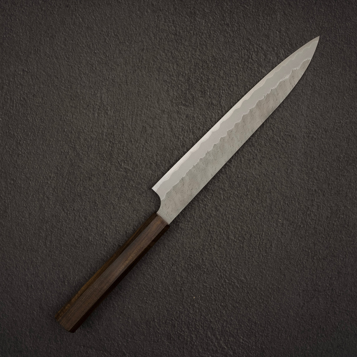 二唐刃物鍛造所 青紙スーパー マット磨き 槌目 筋引 240mm