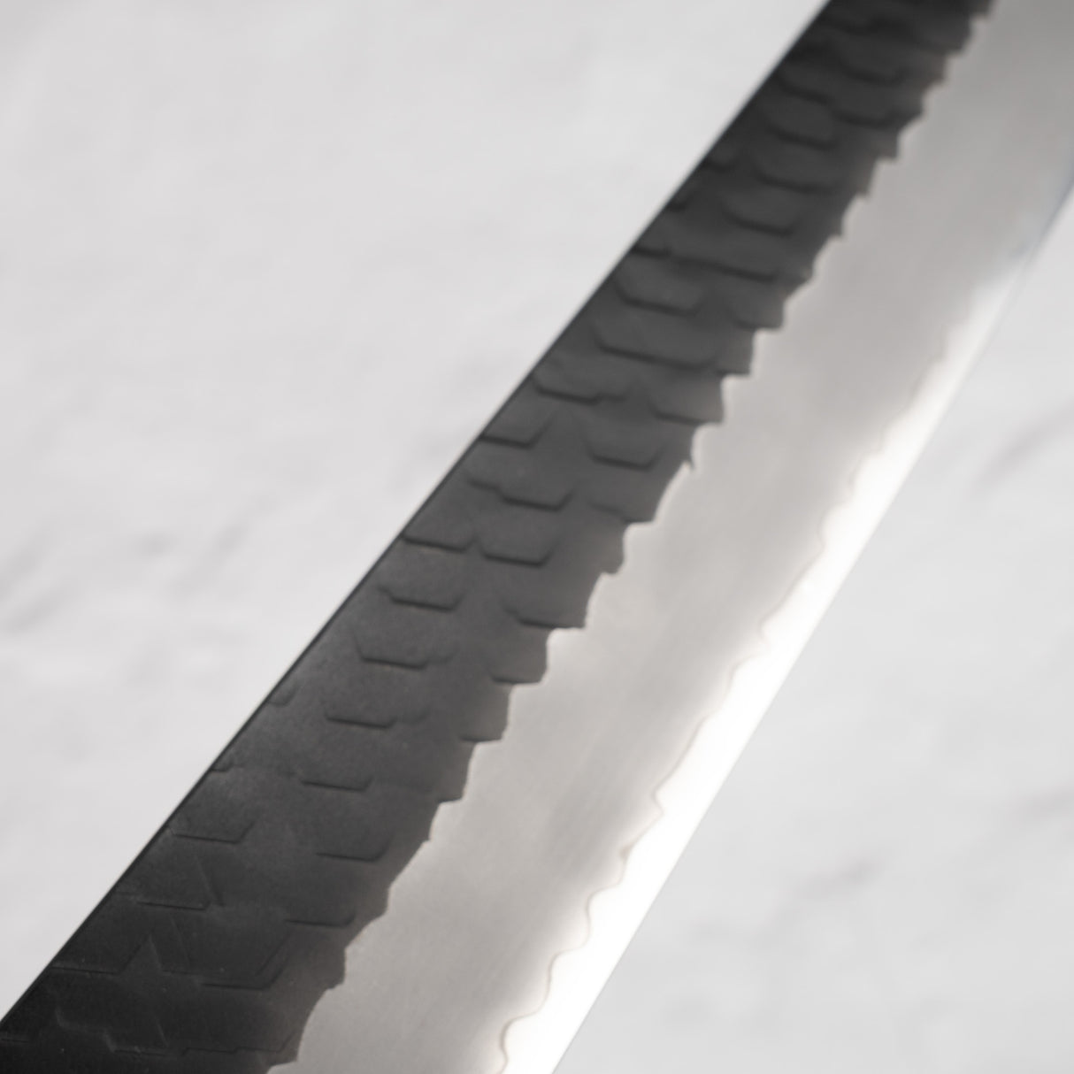 二唐刃物鍛造所 SG2 槌目黒打ち 先丸筋引 300mm