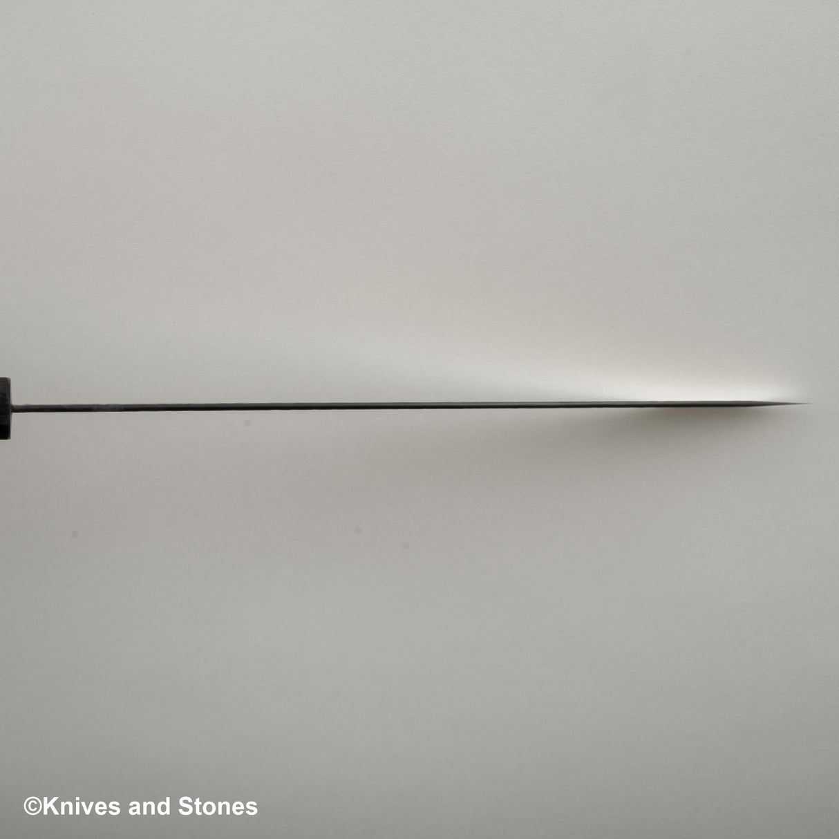 二唐刃物鍛造所 SG2 黒打ち 槌目 先丸筋引 270mm
