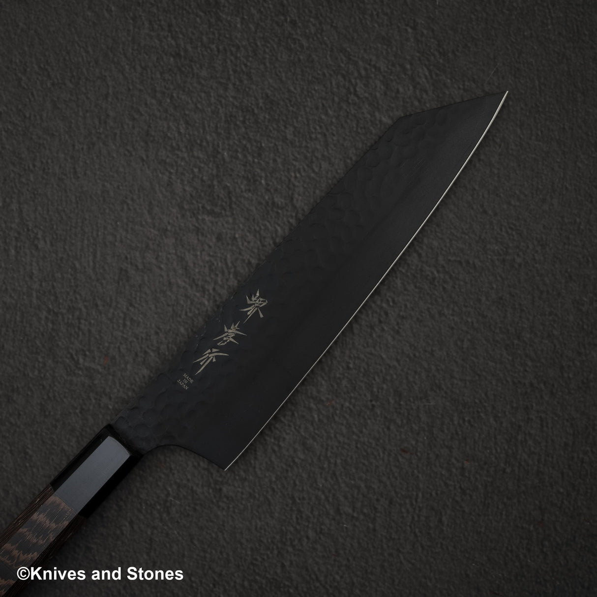 青木刃物製作所 黒影 VG10 剣型切付牛刀 190mm ウェンジハンドル