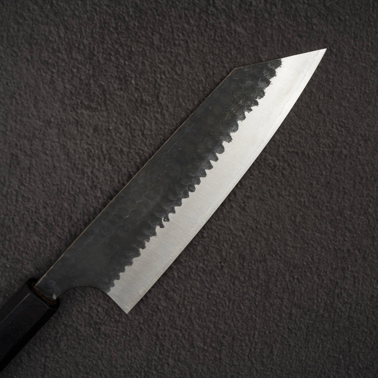 安立打刃物 青紙スーパー 槌目 黒打ち 文化 170mm