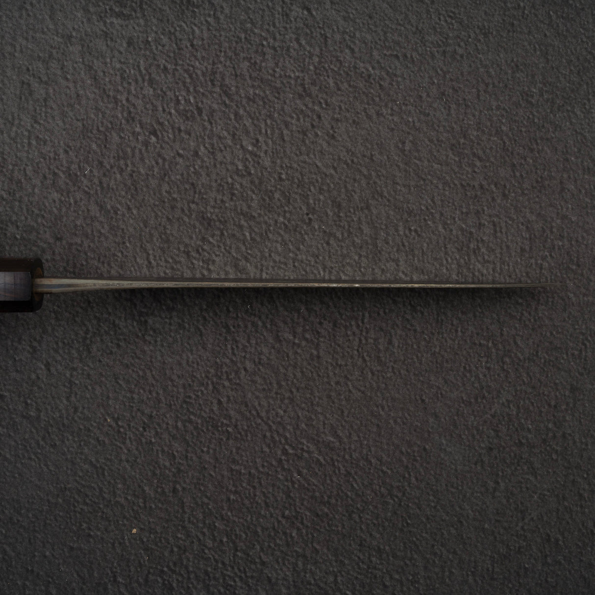 安立打刃物 青紙スーパー 槌目 黒打ち 牛刀 180mm