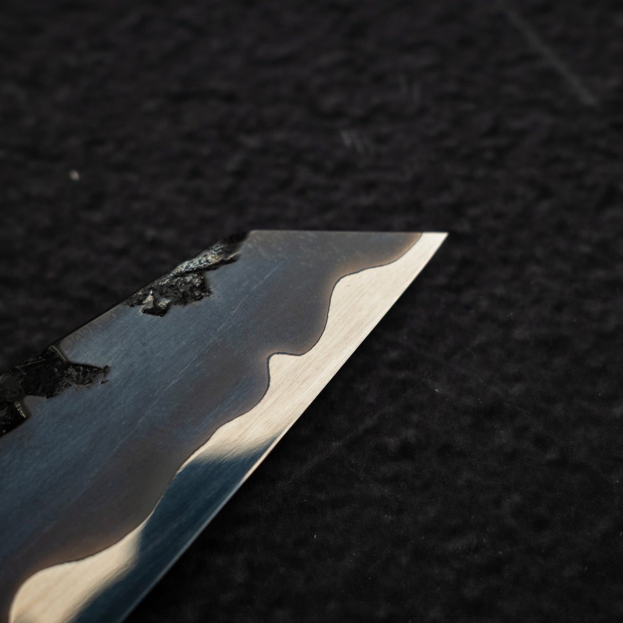 間中刃物鍛錬所 x Xinguo ATS34 骨スキ 槌目鏡面霞仕上げ 150mm 鞘付き