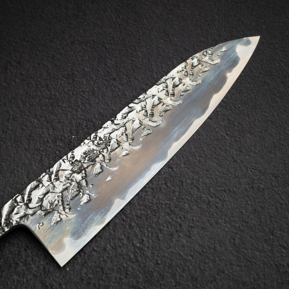 間中刃物鍛錬所 x Xinguo ATS34 牛刀 槌目鏡面霞仕上げ 240mm 鞘付き
