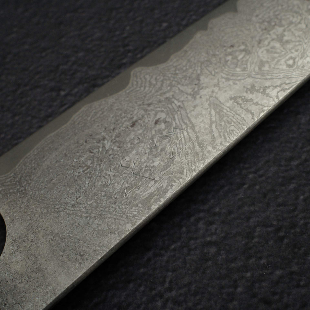 初心 x 二唐刃物鍛造所 VG XEOS 黒染め ダマスカス 牛刀 210mm 鞘付き
