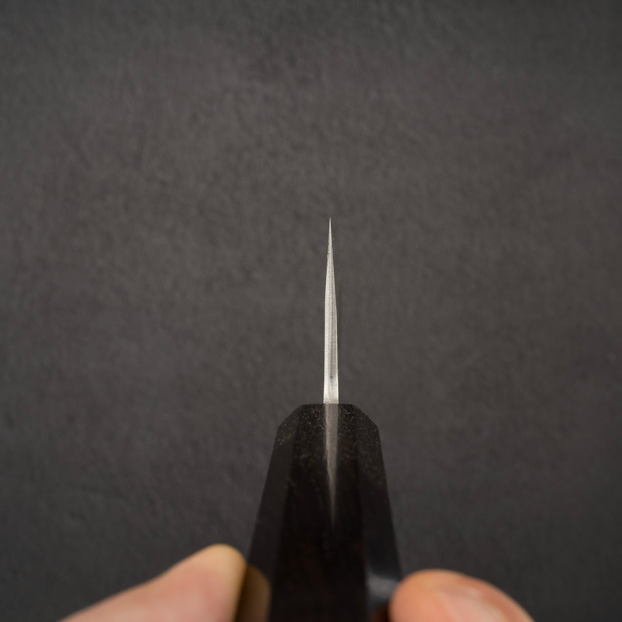 初心 x 吉金刃物 SKD合金工具鋼 梨地仕上げ ステンレスクラッド 三徳 170mm エボニーハンドル