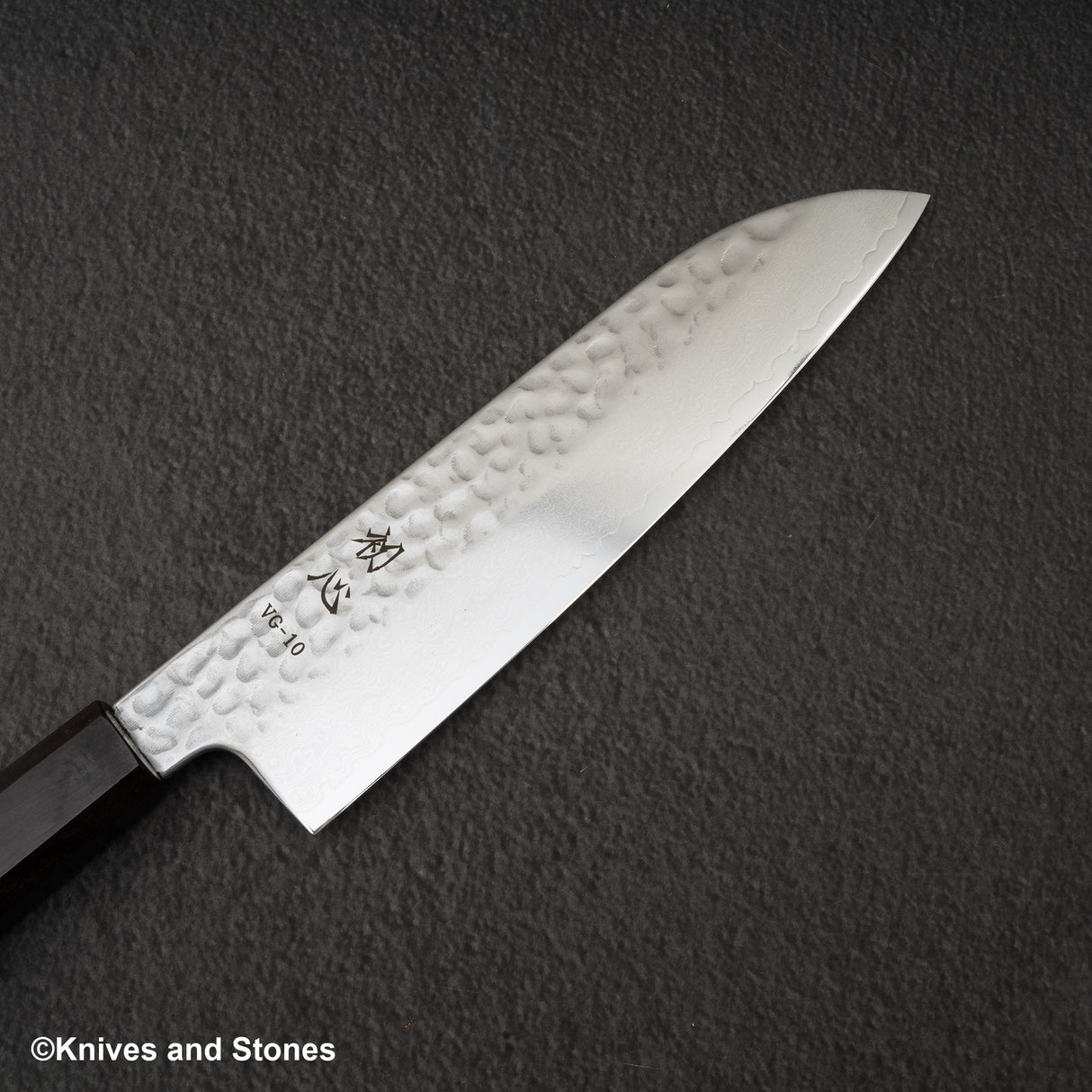 初心 隼 V金10号 ダマスカス 槌目 三徳 180mm エボニーハンドル