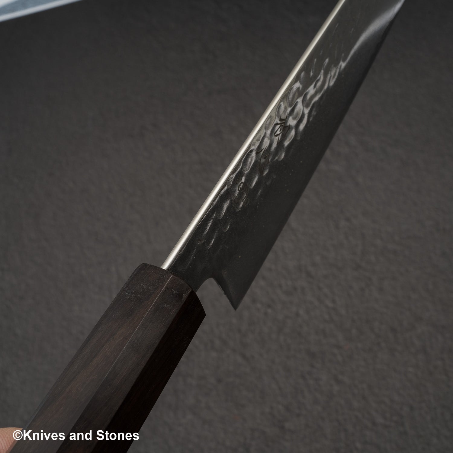 初心 隼 V金10号 ダマスカス 槌目 三徳 180mm エボニーハンドル