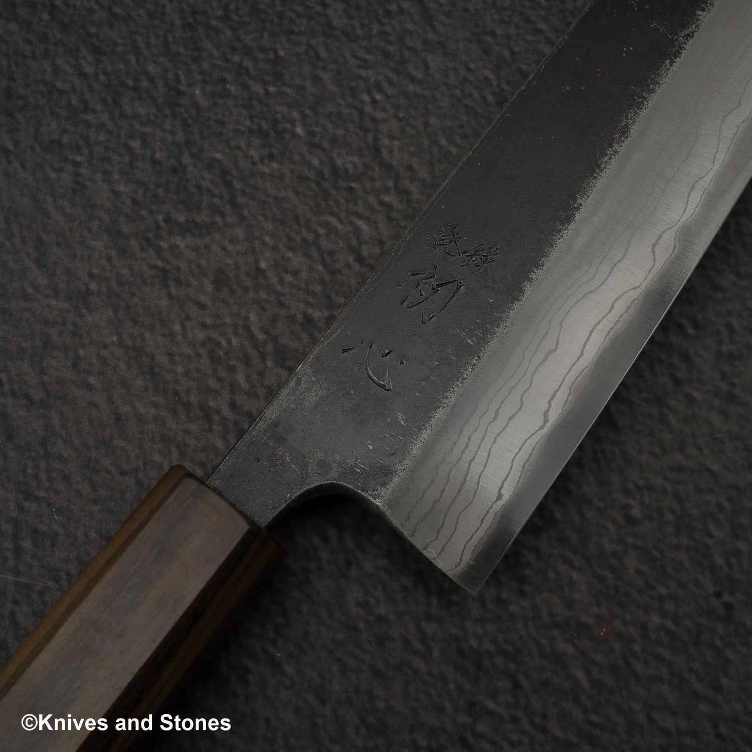 初心 雲影 青二鋼 黒打ちダマスカス 文化 180mm