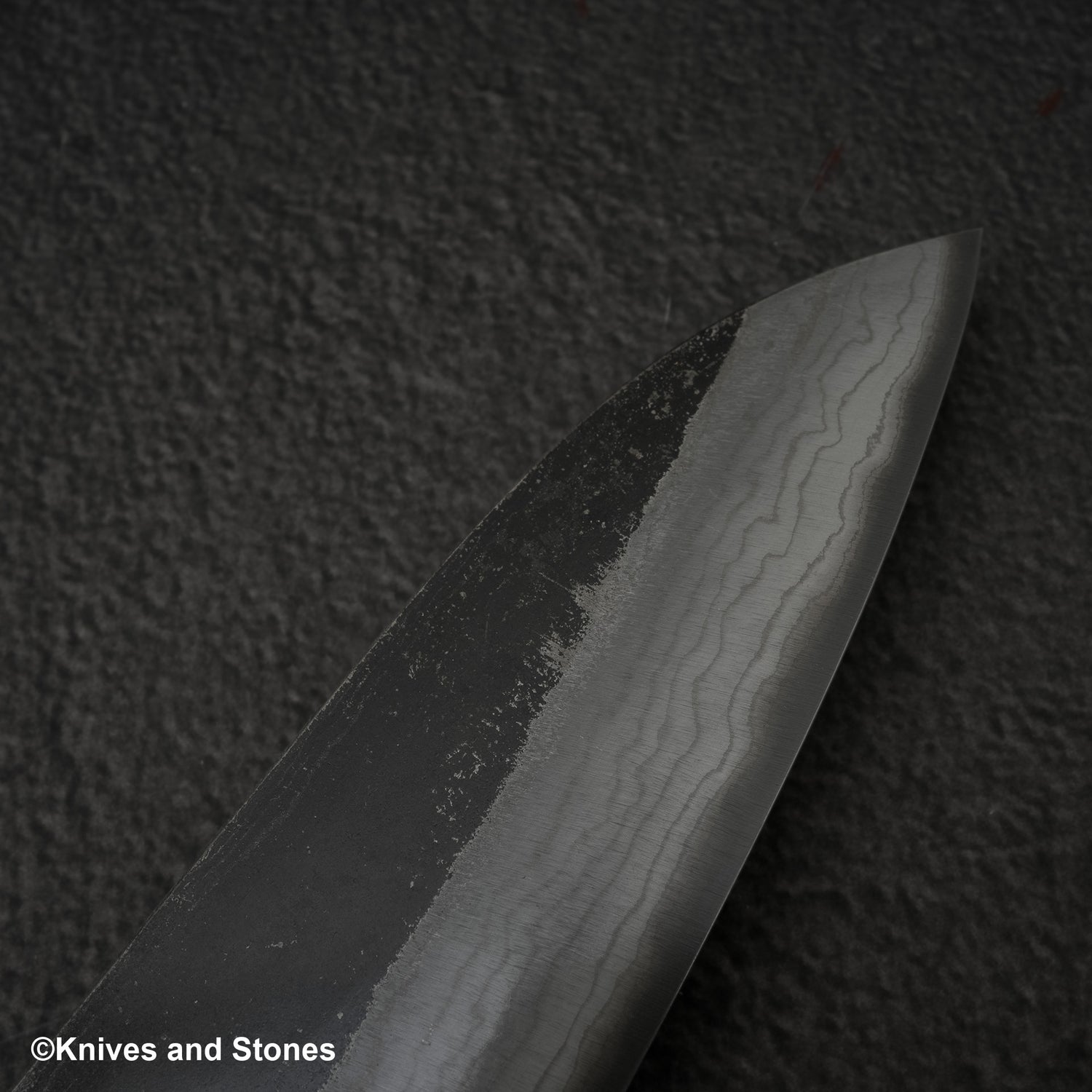 初心 雲影 青二鋼 黒打ちダマスカス 三徳 180mm ブラックチャカテ