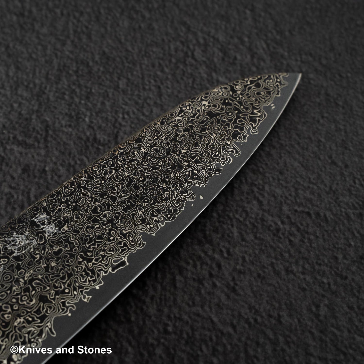 初心 細氷 SG2 黒染め ブラックダマスカス 三徳 180mm