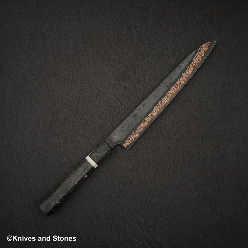 初心 x 二唐刃物鍛造所 悦び SLD鋼 カッパーダマスカス 筋引 240mm バーチハンドル