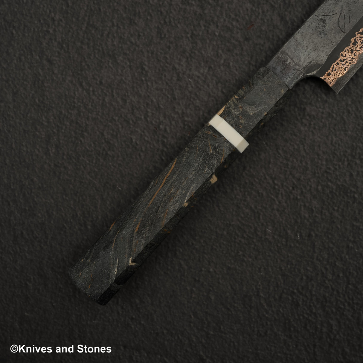 初心 x 二唐刃物鍛造所 悦び SLD鋼 カッパーダマスカス 筋引 240mm バーチハンドル