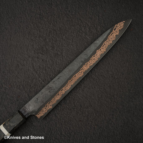 初心 x 二唐刃物鍛造所 悦び SLD鋼 カッパーダマスカス 筋引 240mm バーチハンドル