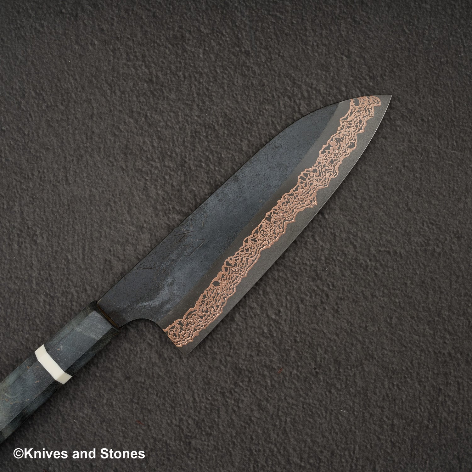 初心 x 二唐刃物鍛造所 悦び SLD鋼 銅ダマスカス 三徳 180mm