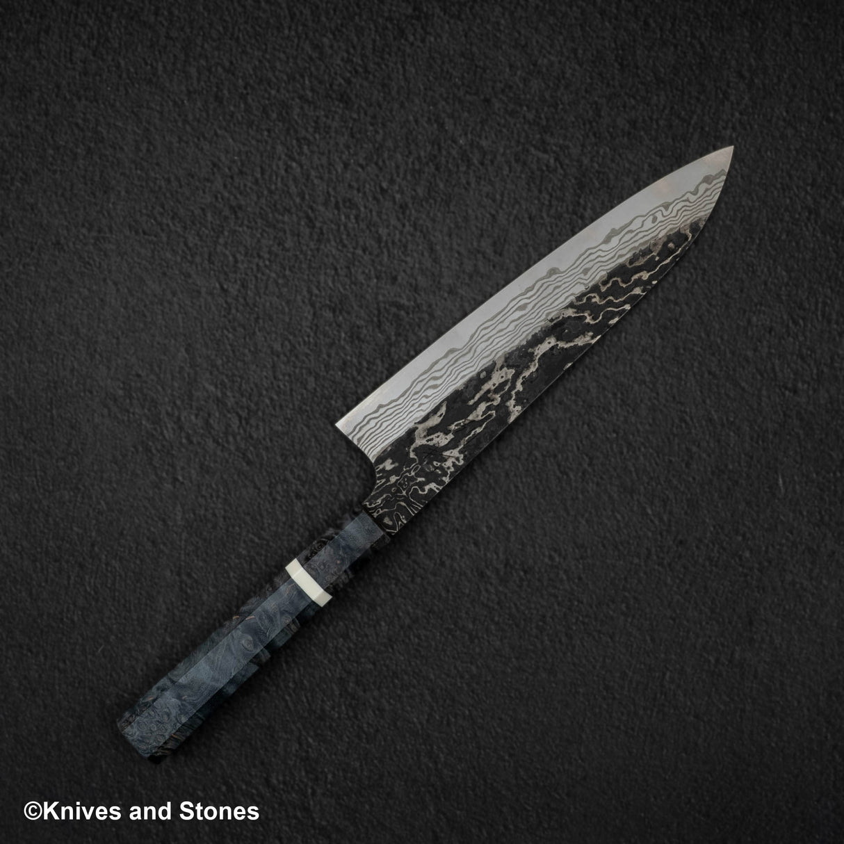 初心 x 二唐刃物鍛造所 悦びスペシャル SLD鋼 黒打ち ダマスカス 牛刀 210mm バーチハンドル