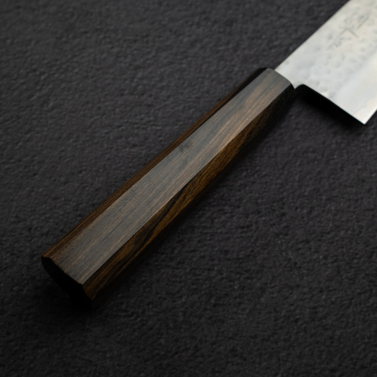 増谷打刃物 V金1号 槌目 三徳 170mm ブラックチャカテハンドル