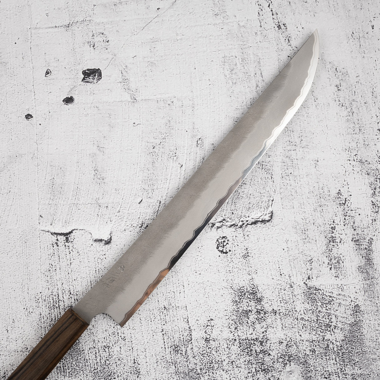 二唐刃物鍛造所 青紙スーパー 先丸筋引 300mm 黒打ち 槌目 チャカテ