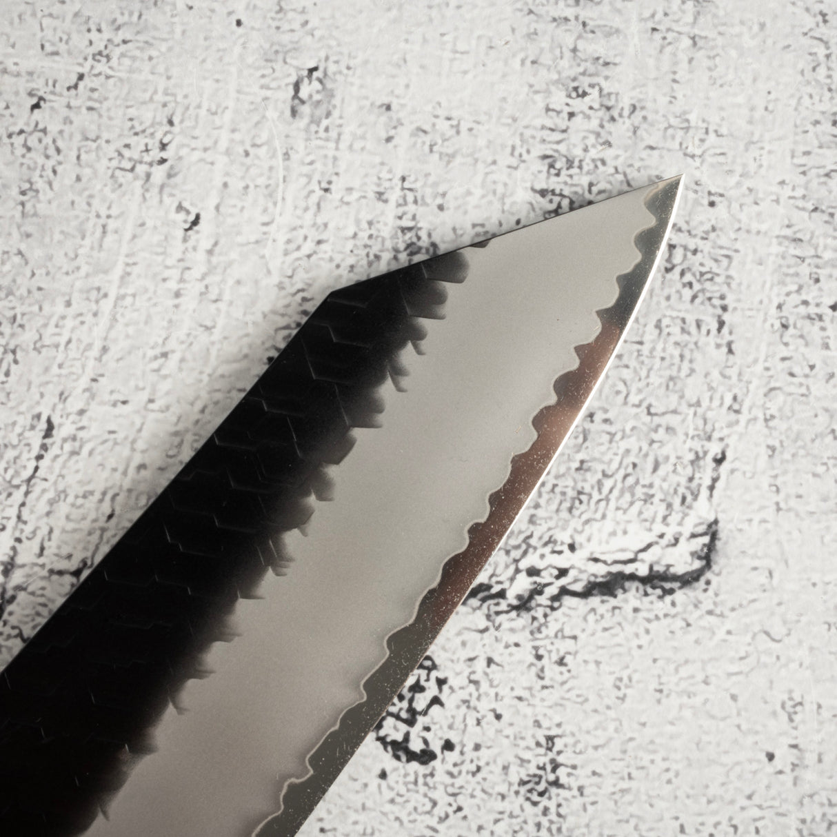 二唐刃物鍛造所 スーパーゴールド2 黒打ち 槌目 切付牛刀 210mm