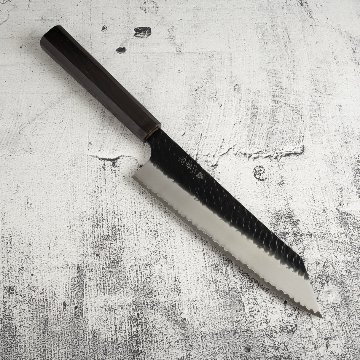二唐刃物鍛造所 スーパーゴールド2 黒打ち 槌目 切付牛刀 210mm