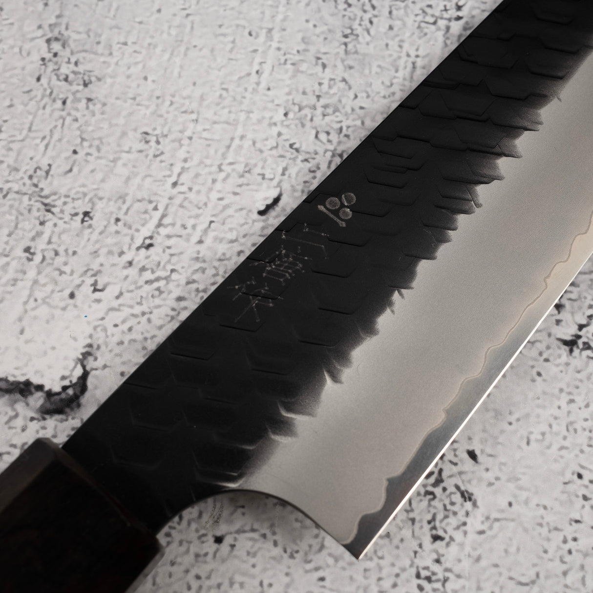 二唐刃物鍛造所 スーパーゴールド2 黒打ち 槌目 筋引 240mm