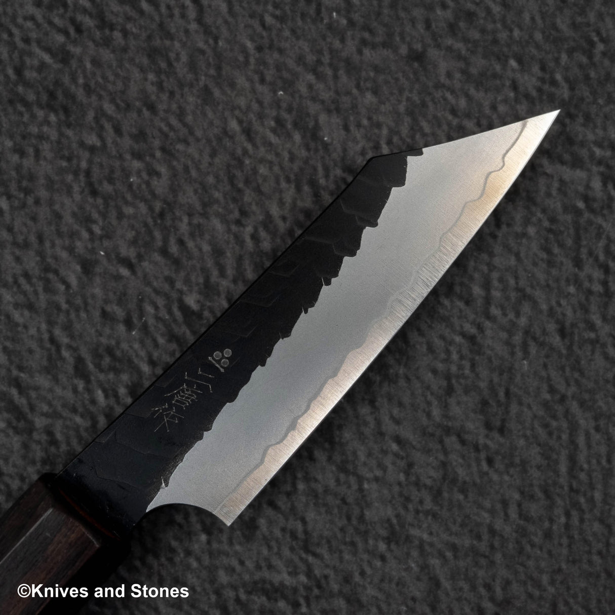 二唐刃物鍛造所 スーパーゴールド2 黒打ち 槌目 切付ペティ 90mm