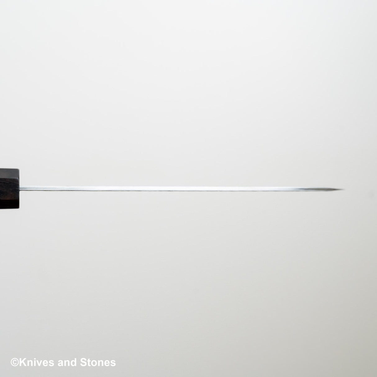 二唐刃物鍛造所 SG2 槌目 マット 三徳 180mm