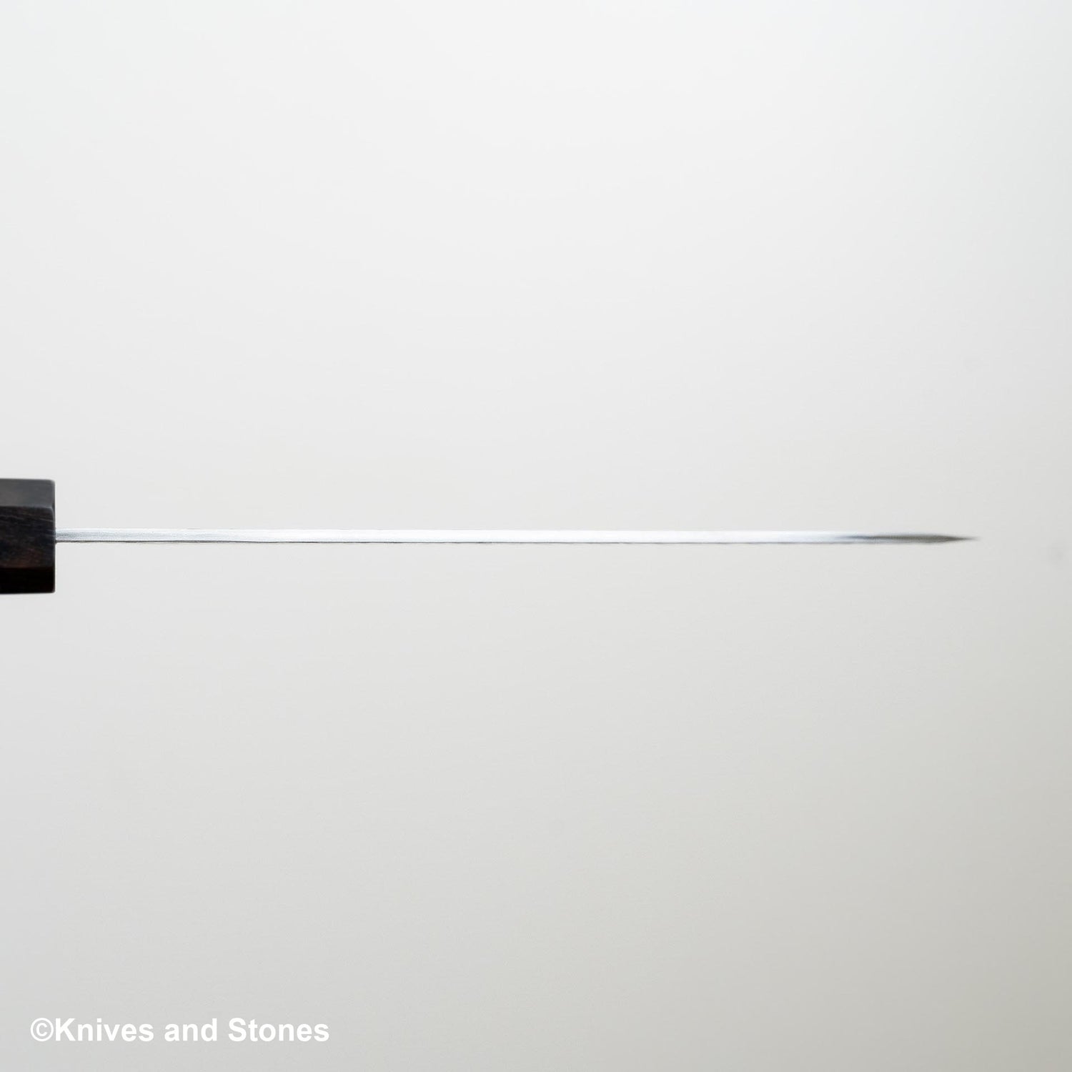二唐刃物鍛造所 SG2 槌目 マット 三徳 180mm
