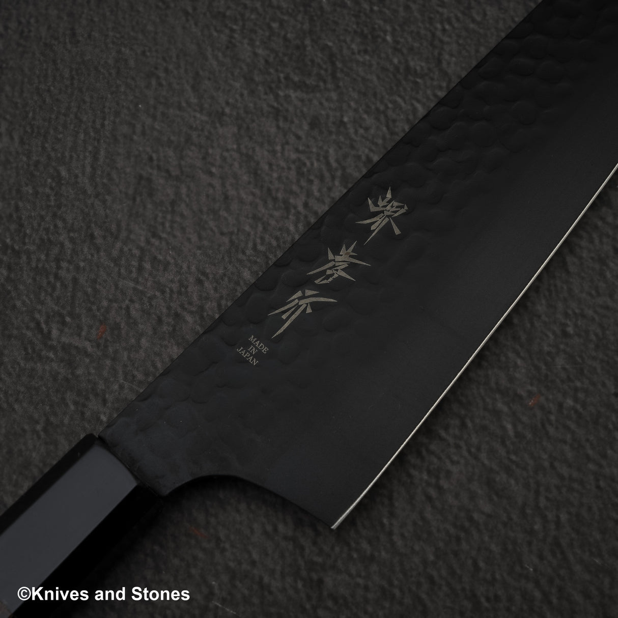 青木刃物製作所 黒影 VG10 剣型切付牛刀 190mm ウェンジハンドル