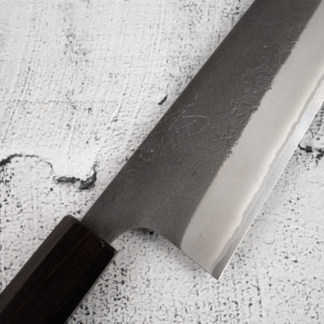 初心 x 吉金刃物 白二鋼 黒打ち 梨地 切付牛刀 210mm ステンレスクラッド