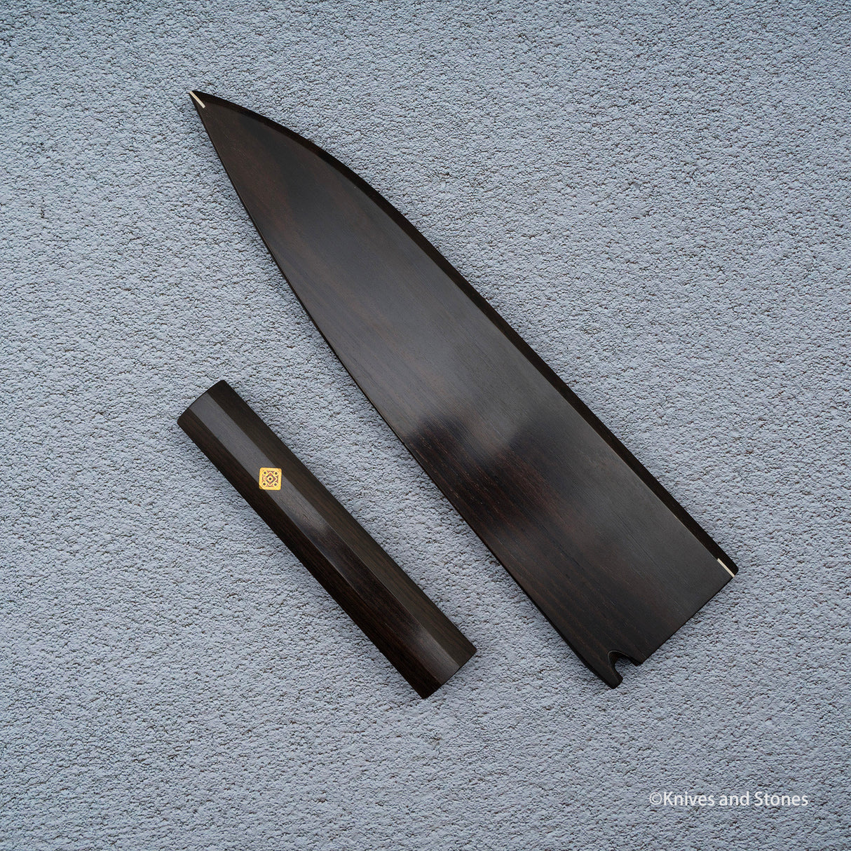 K&S 牛刀 マグネット式鞘・ハンドルセット 安定化カーリーメイプル/エボニー 240mm